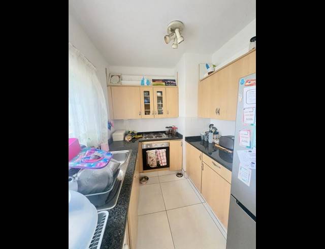 2 BEDROOM APARTMENT FOR SALE IN GLENHAZEL